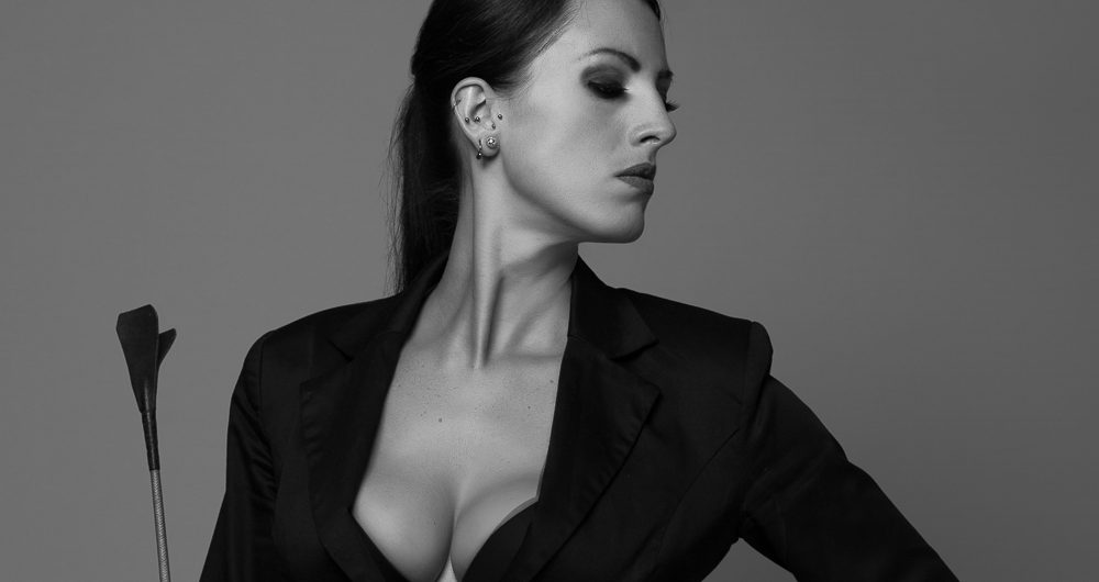 Portrait : Synthra Von D